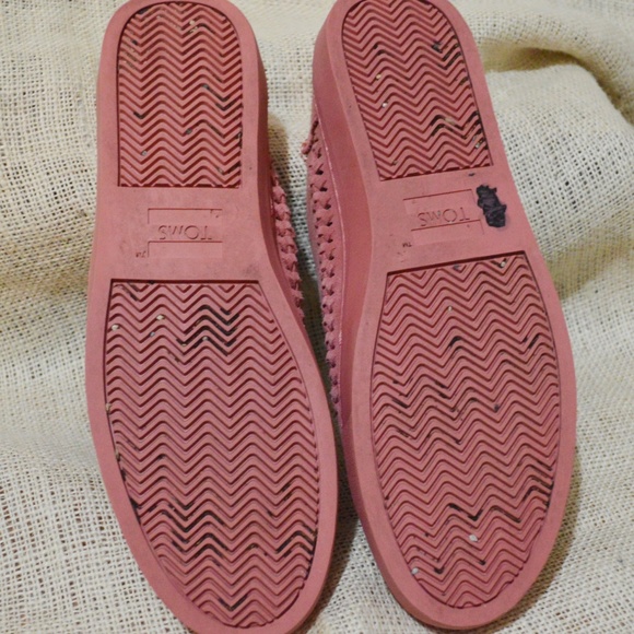 Toms Pink Suede Sneakers - Picture 5 of 5